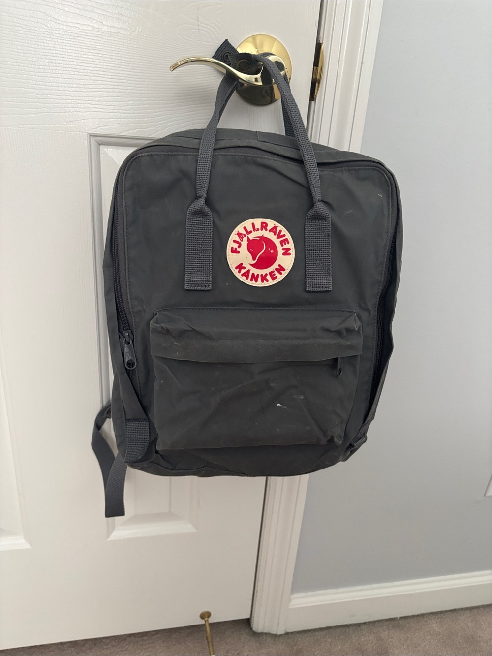 Kånken Classic Backpack - grey - Picture 2 of 7